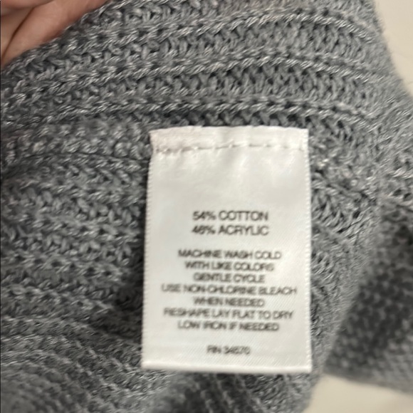 Light Gray Long Open-Front Cardigan with Diamond Knit Pattern - Picture 3 of 4